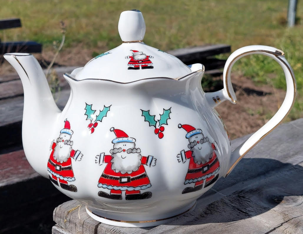 Santa Fun Custom 4cup Teapot
